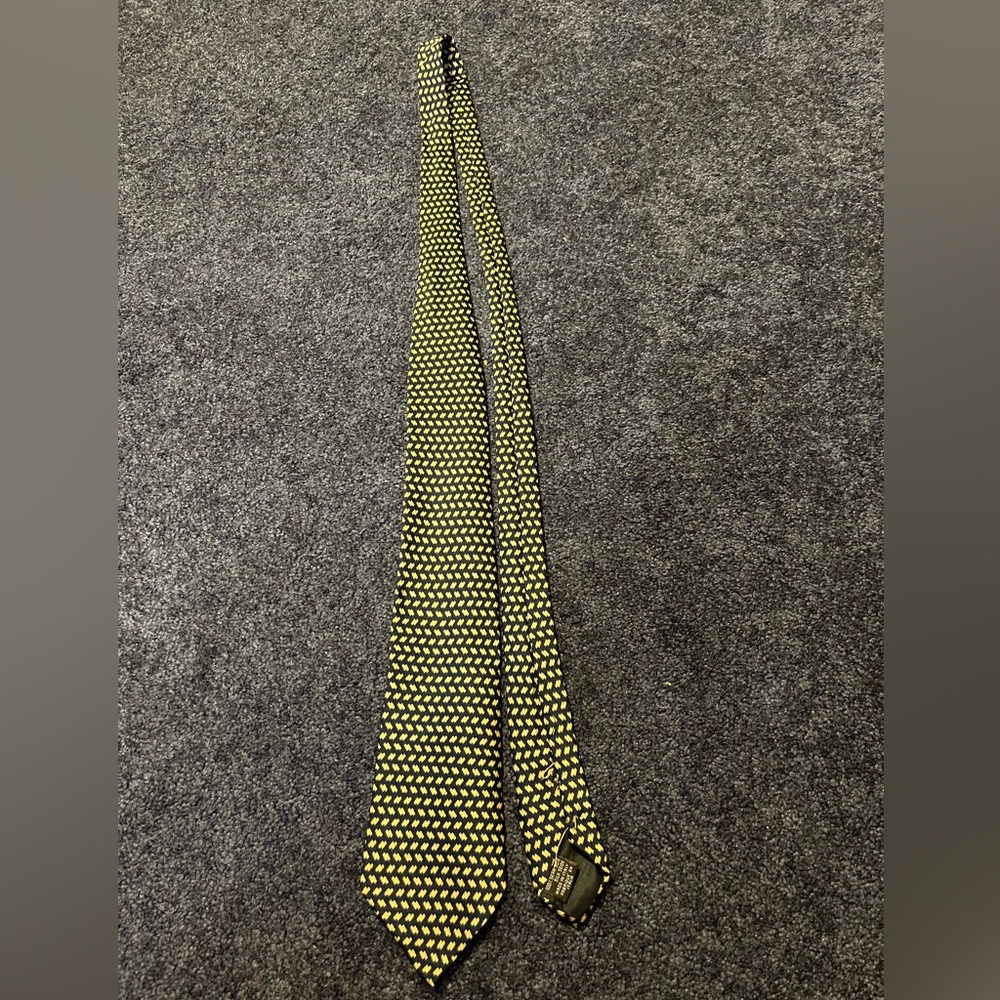 Giorgio Armani Cravatte Silk Tie